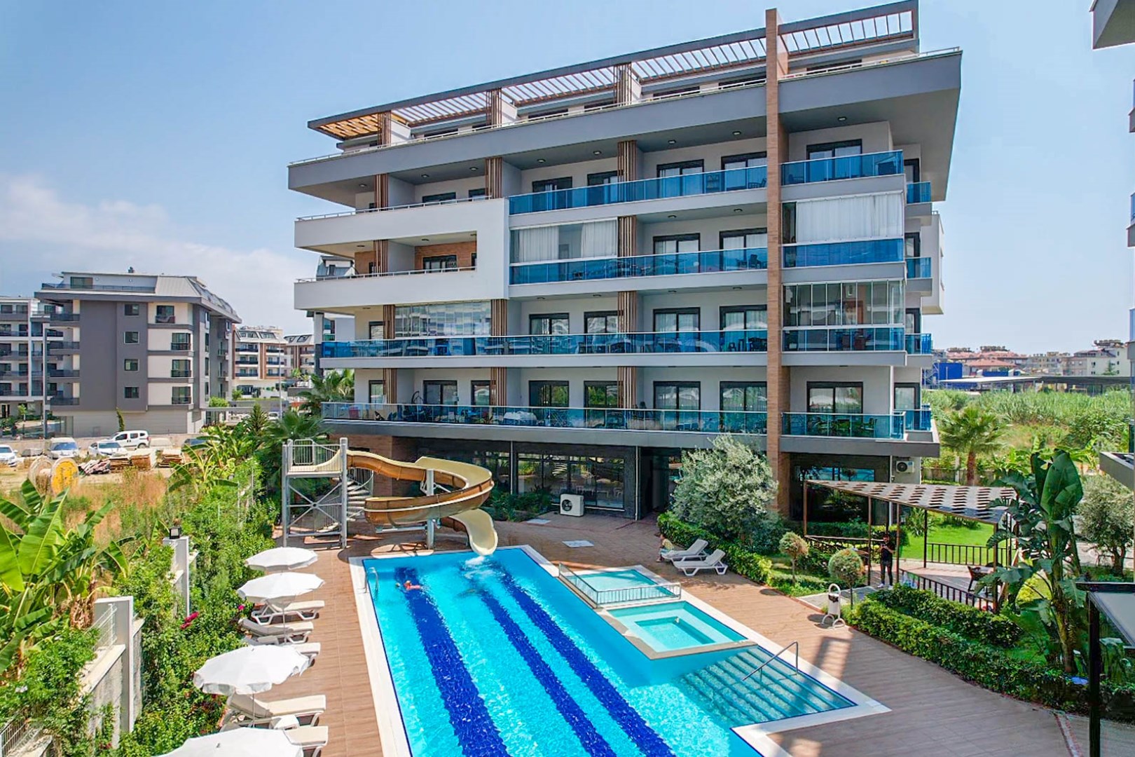 Alanya Real Estate Luxury Furnished 4 Room Apartment For Sale In Oba Alanya 01