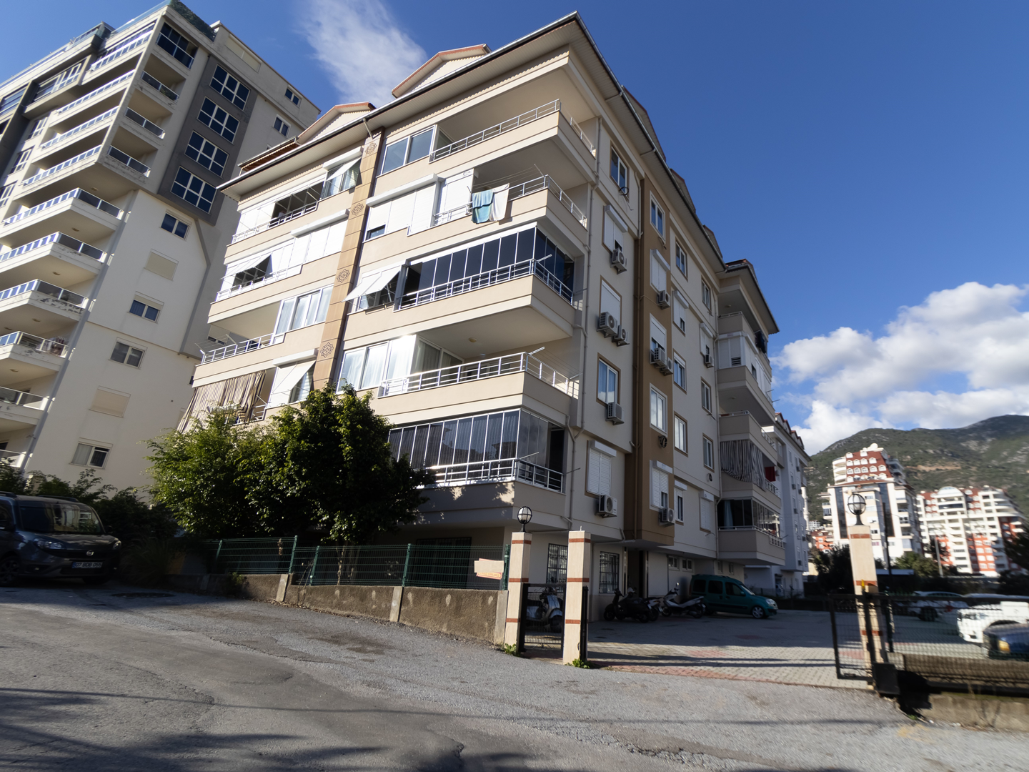 Alanya Real Estate Cheap 5 Room Duplex For Sale In Cikcilli Alanya 01