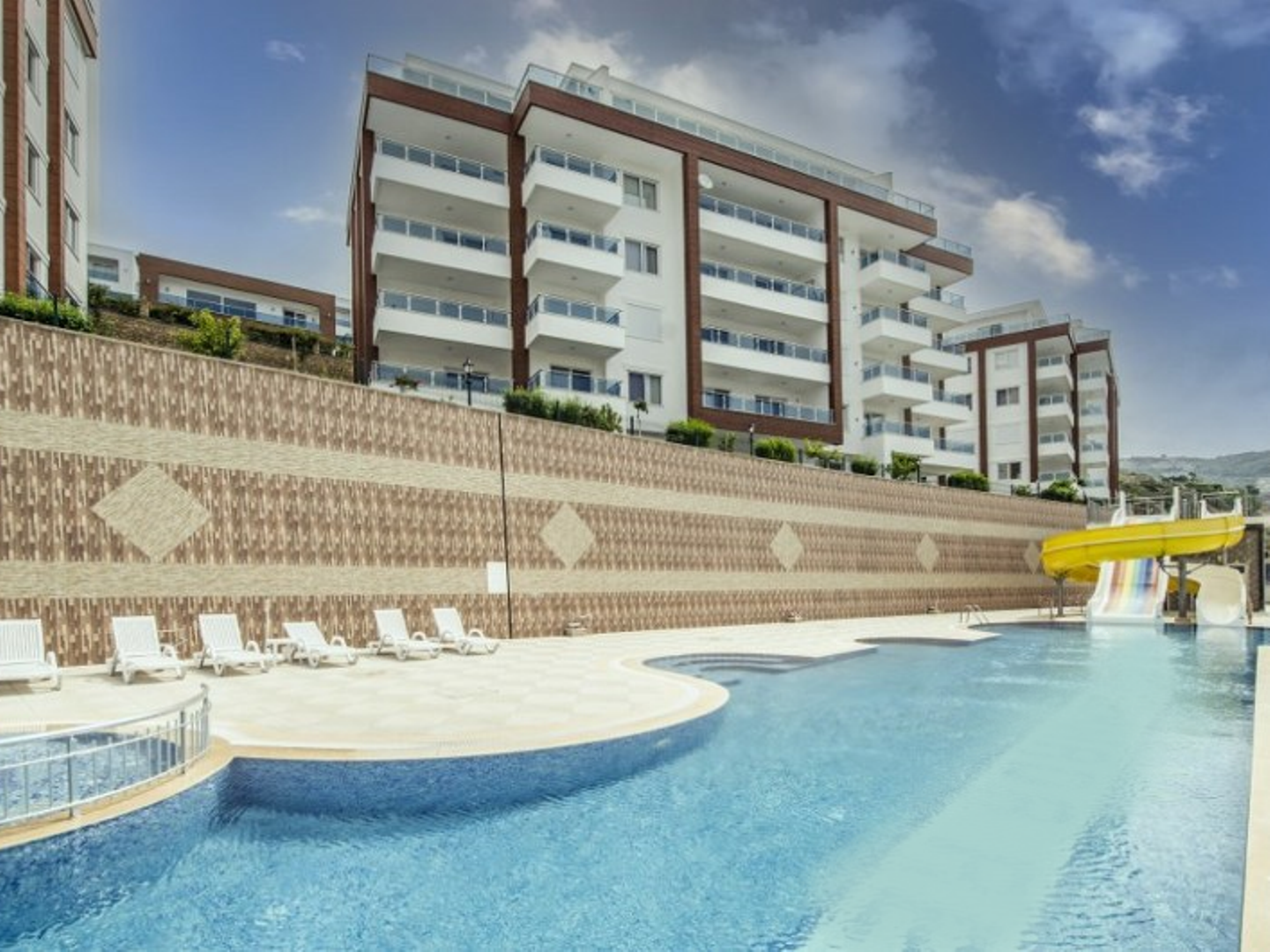 Alanya Real Estate Cheap Furnished 3 Room Apartment For Sale In Mahmutlar Alanya 01