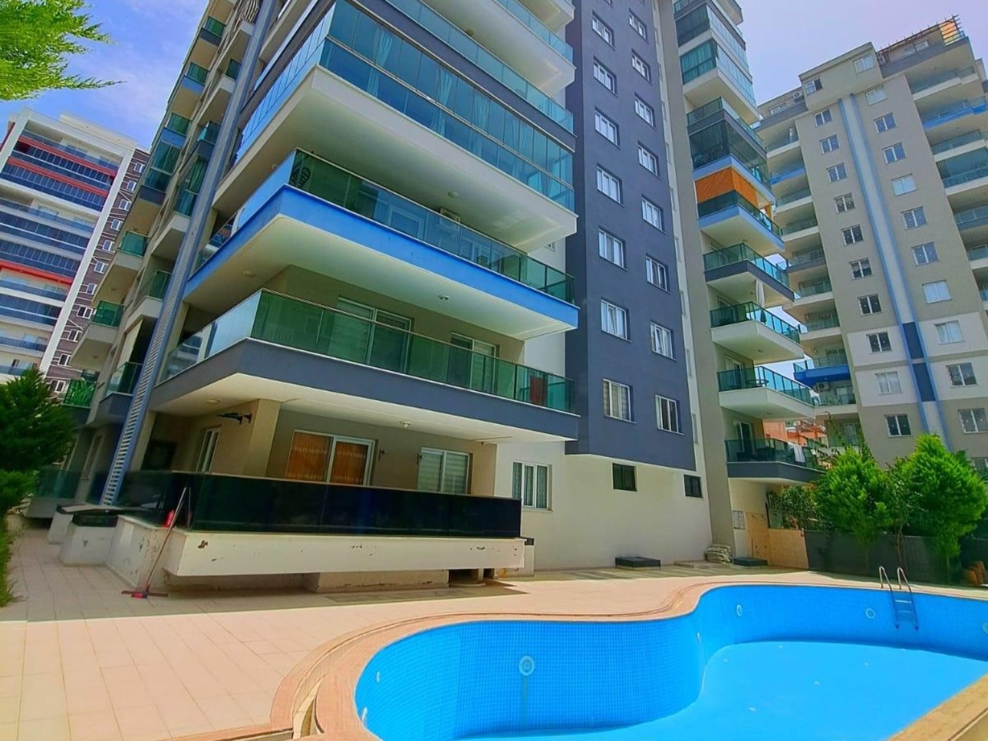 Alanya Real Estate Cheap Furnished 3 Room Apartment For Sale In Mahmutlar Alanya 01