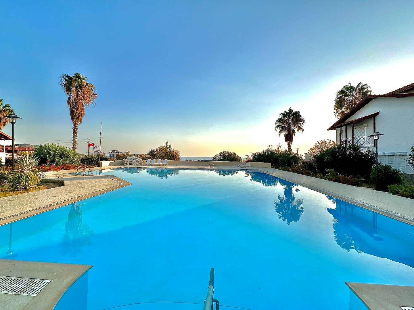 Alanya Real Estate Furnished 4 Room Villa For Sale In Demirtas Alanya 01